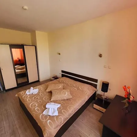 Golden Maria Yalta Complex * Золотые Пески