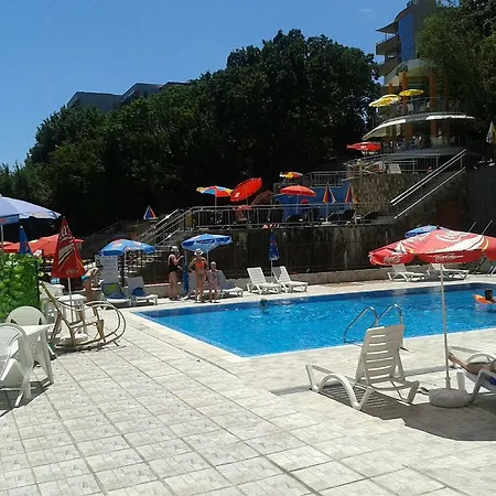 Golden Maria Yalta Complex Aranyhomok