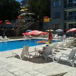 Appartement Golden Maria Yalta Complex