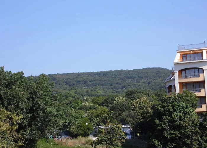 Apartment Golden Maria Yalta Complex